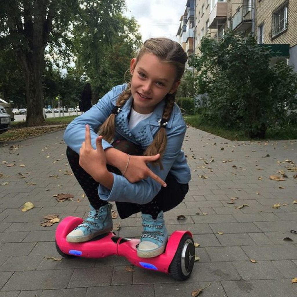 giroskuter dlya devochki